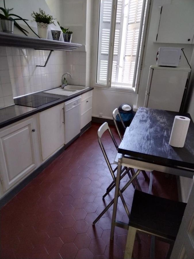 Quartier Des Createurs "La Plaine Cours Julien" Chambre Privee Dans Appartement Menage Frequent Des Parties Commune Marseilles Exterior foto