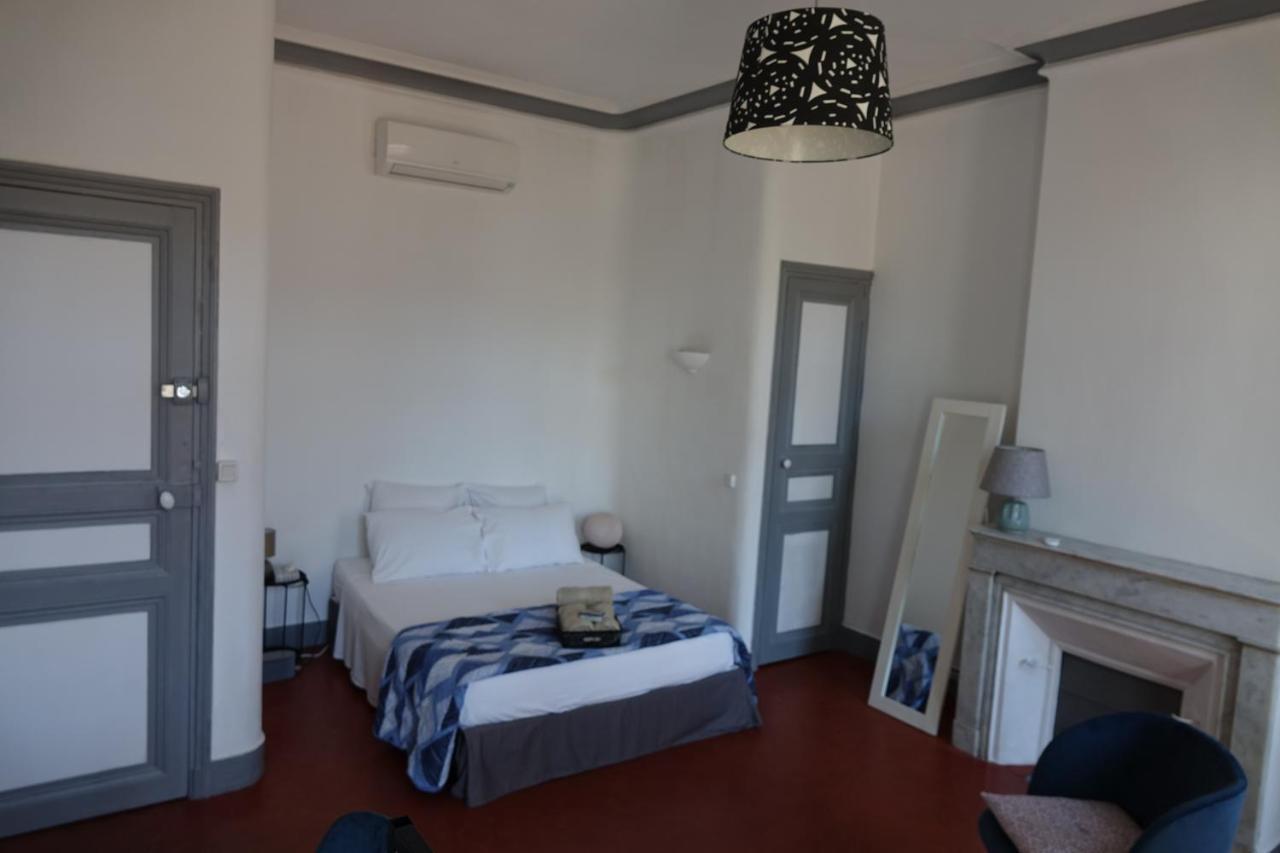 Quartier Des Createurs "La Plaine Cours Julien" Chambre Privee Dans Appartement Menage Frequent Des Parties Commune Marseilles Exterior foto