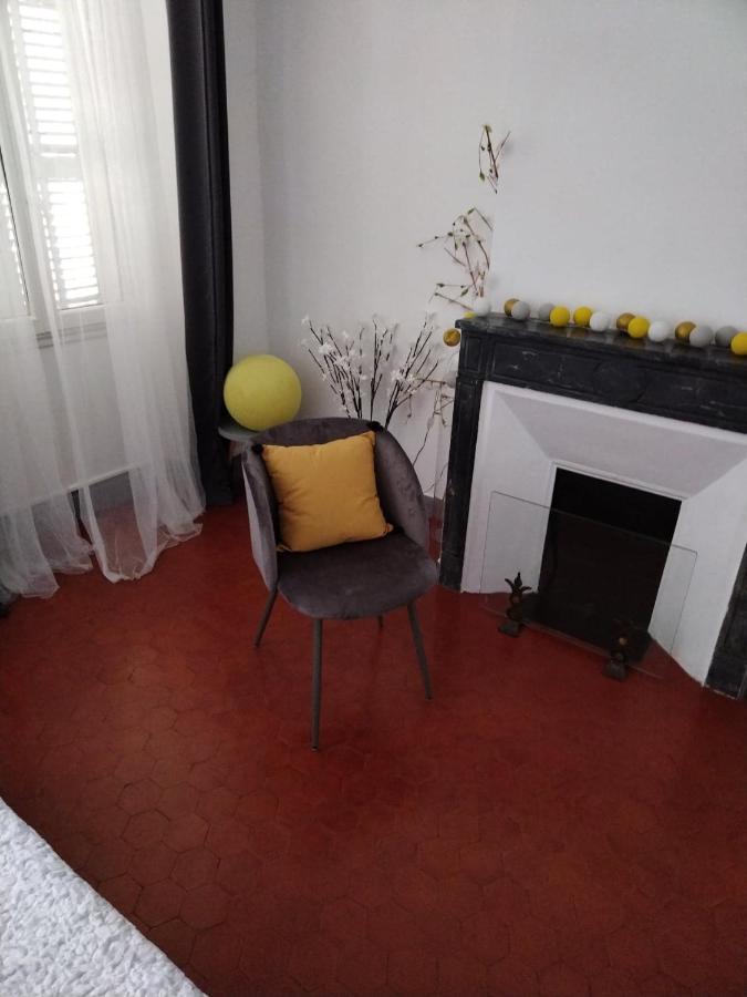 Quartier Des Createurs "La Plaine Cours Julien" Chambre Privee Dans Appartement Menage Frequent Des Parties Commune Marseilles Exterior foto