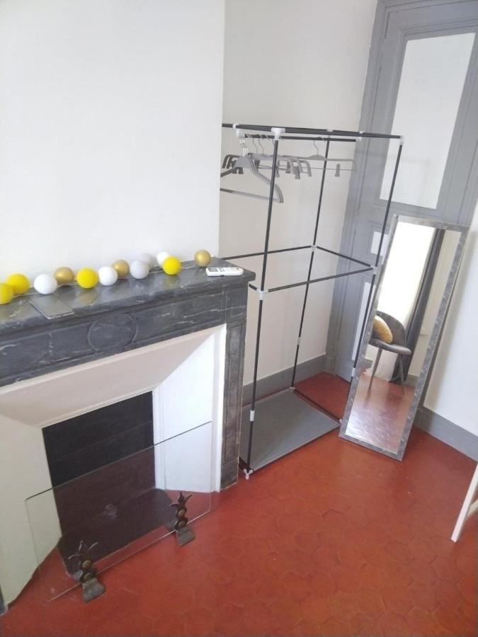 Quartier Des Createurs "La Plaine Cours Julien" Chambre Privee Dans Appartement Menage Frequent Des Parties Commune Marseilles Exterior foto
