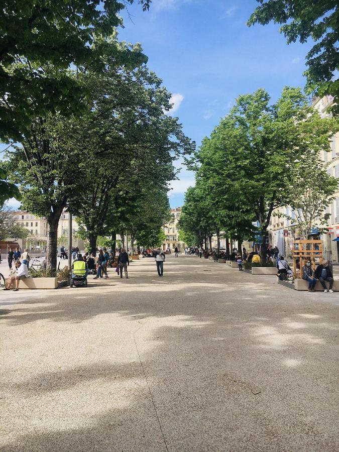 Quartier Des Createurs "La Plaine Cours Julien" Chambre Privee Dans Appartement Menage Frequent Des Parties Commune Marseilles Exterior foto