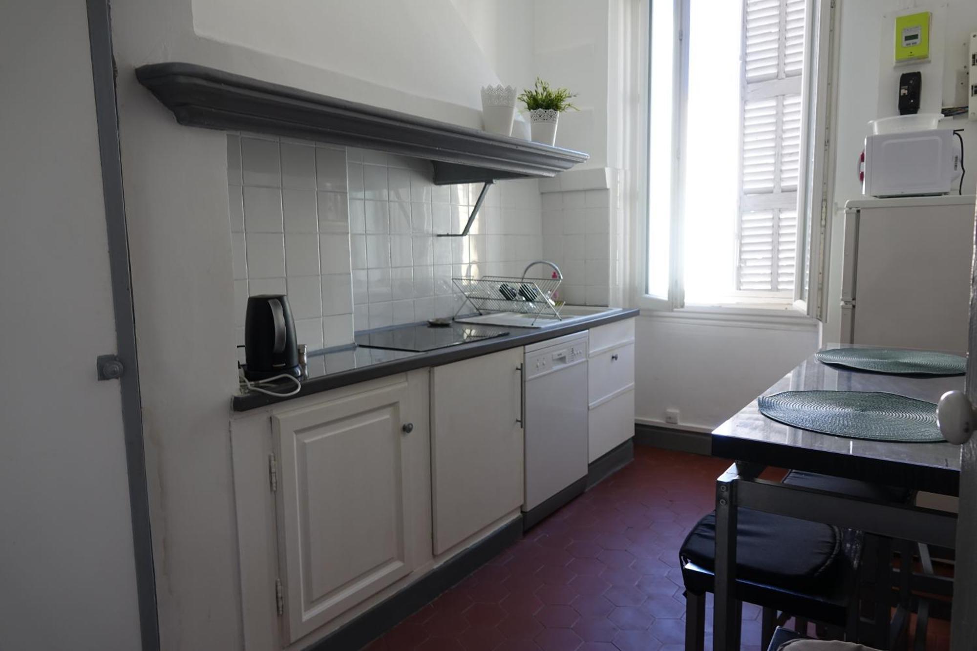 Quartier Des Createurs "La Plaine Cours Julien" Chambre Privee Dans Appartement Menage Frequent Des Parties Commune Marseilles Exterior foto